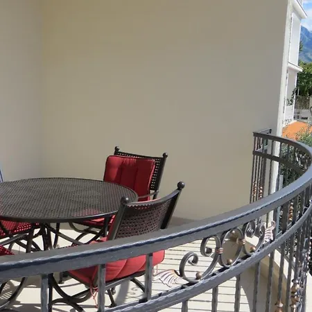 Lucija Apartmán Brela