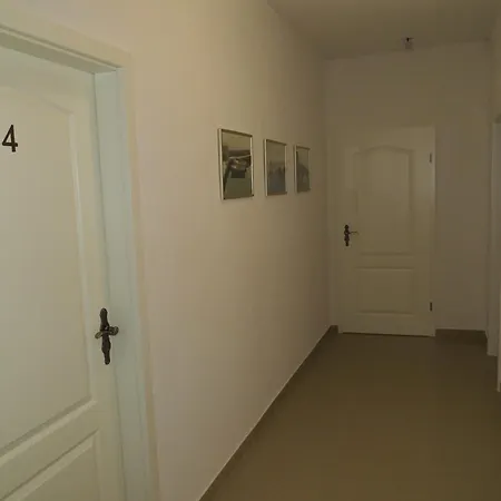 Lucija *