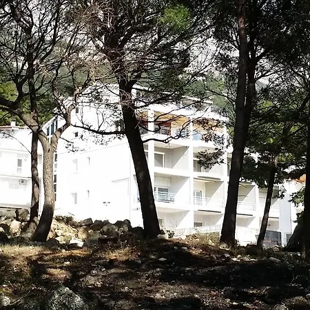 Apartment Lucija *